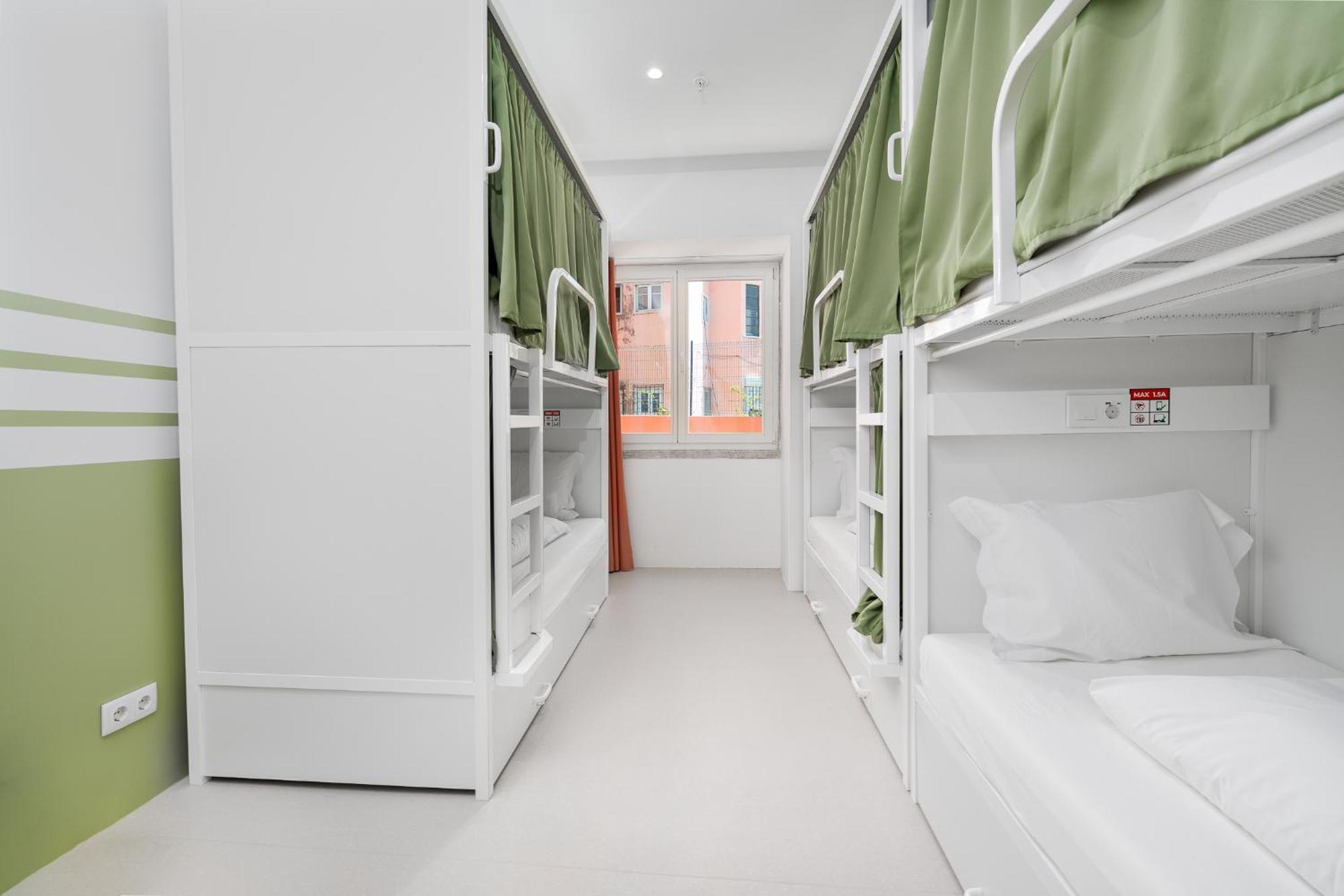 Habitación Compartida Mixta de 6 camas
